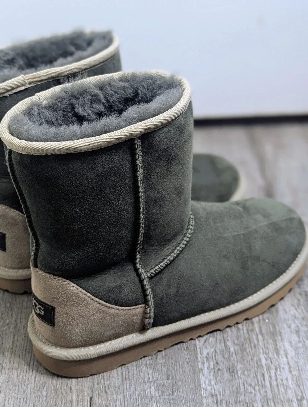 UGG Cozy Shearling-Lined Short Boot - Olive/Tan